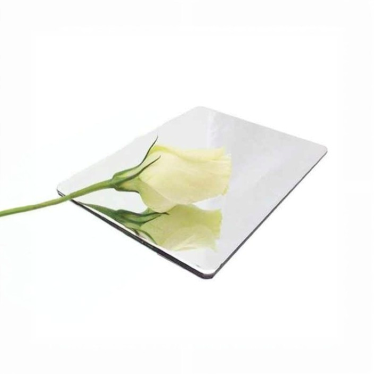 Dėl ko sidabrinės veidrodinės aliuminio kompozicinės plokštės yra puikus pasirinkimas jūsų projektams